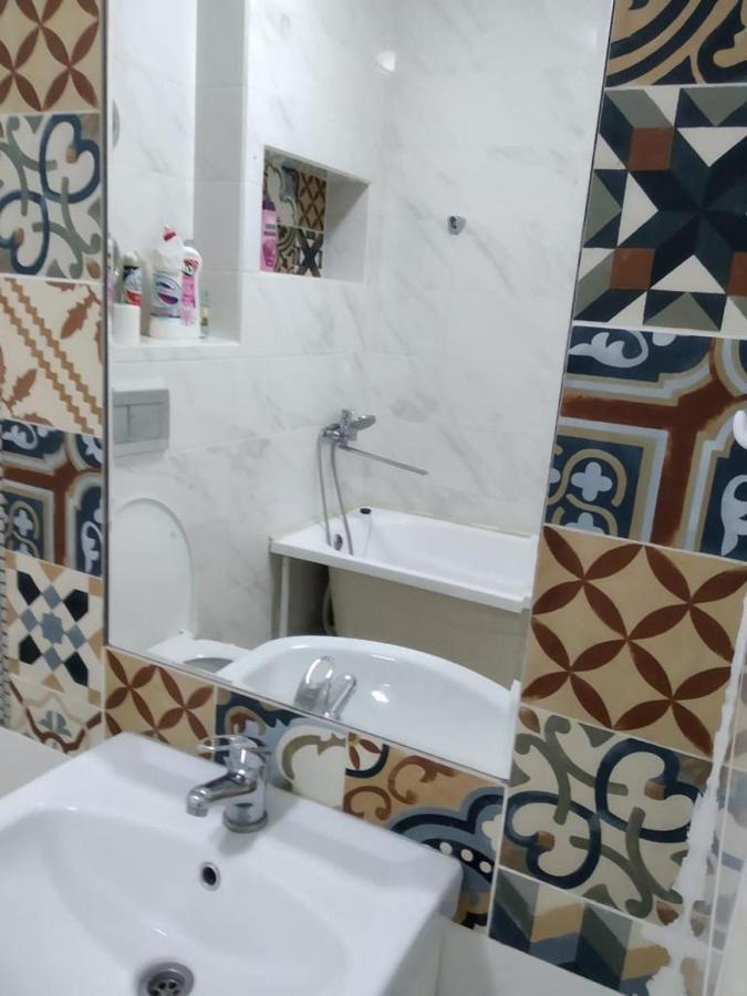Молодёжный На Сейфуллина Apartment อัลมาตี ภายนอก รูปภาพ